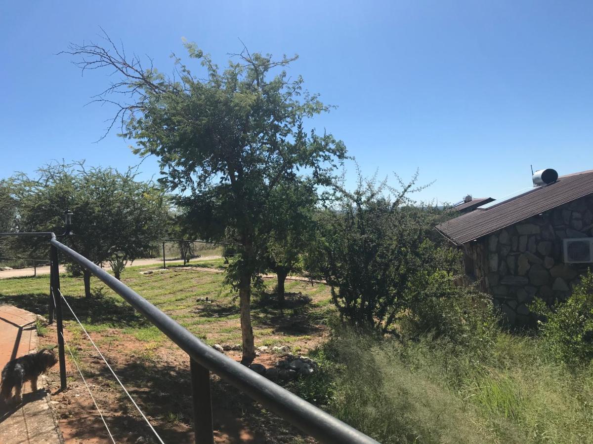 Aloegrove Safari Lodge Otjiwarongo Exteriör bild
