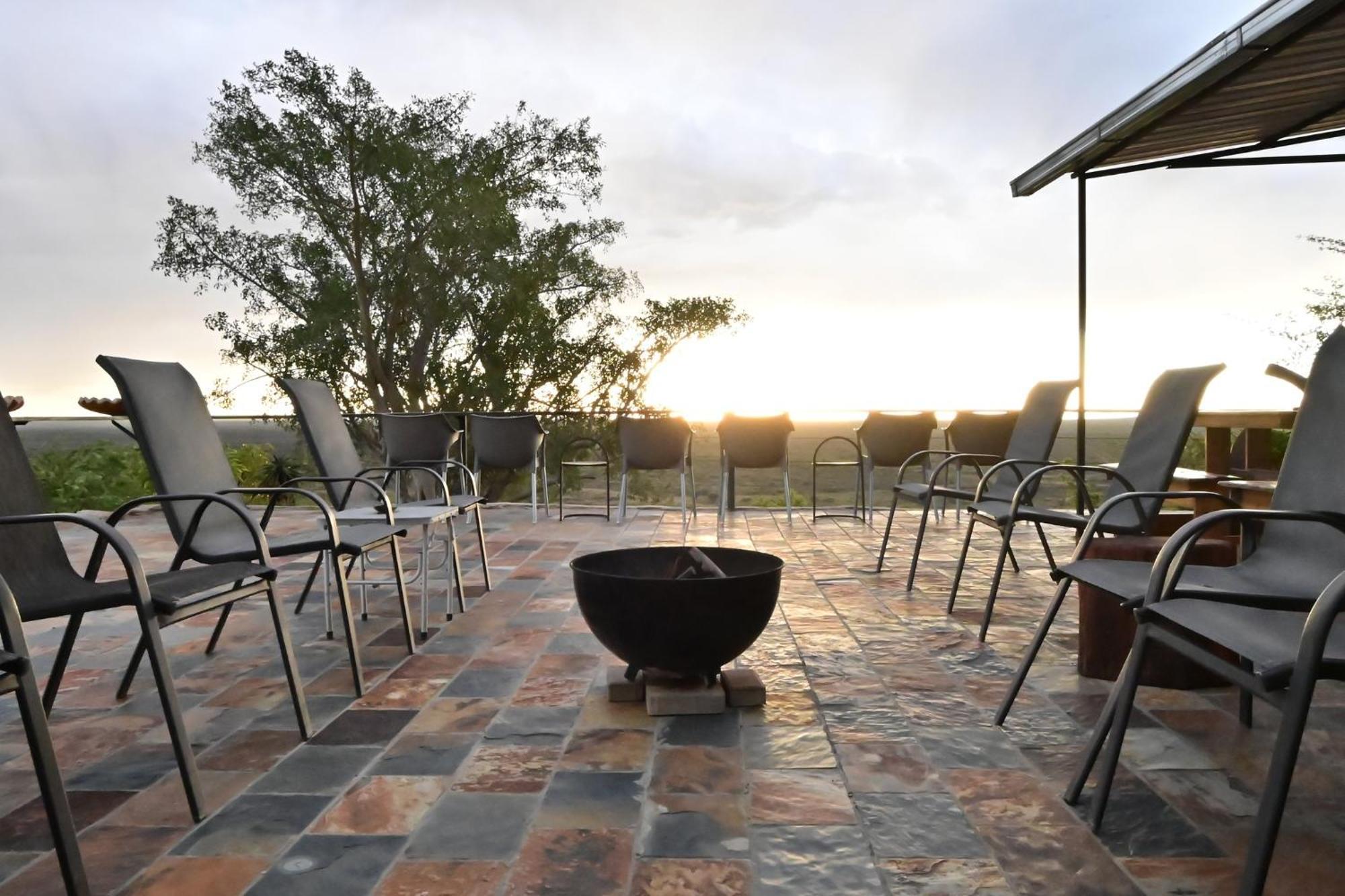 Aloegrove Safari Lodge Otjiwarongo Exteriör bild