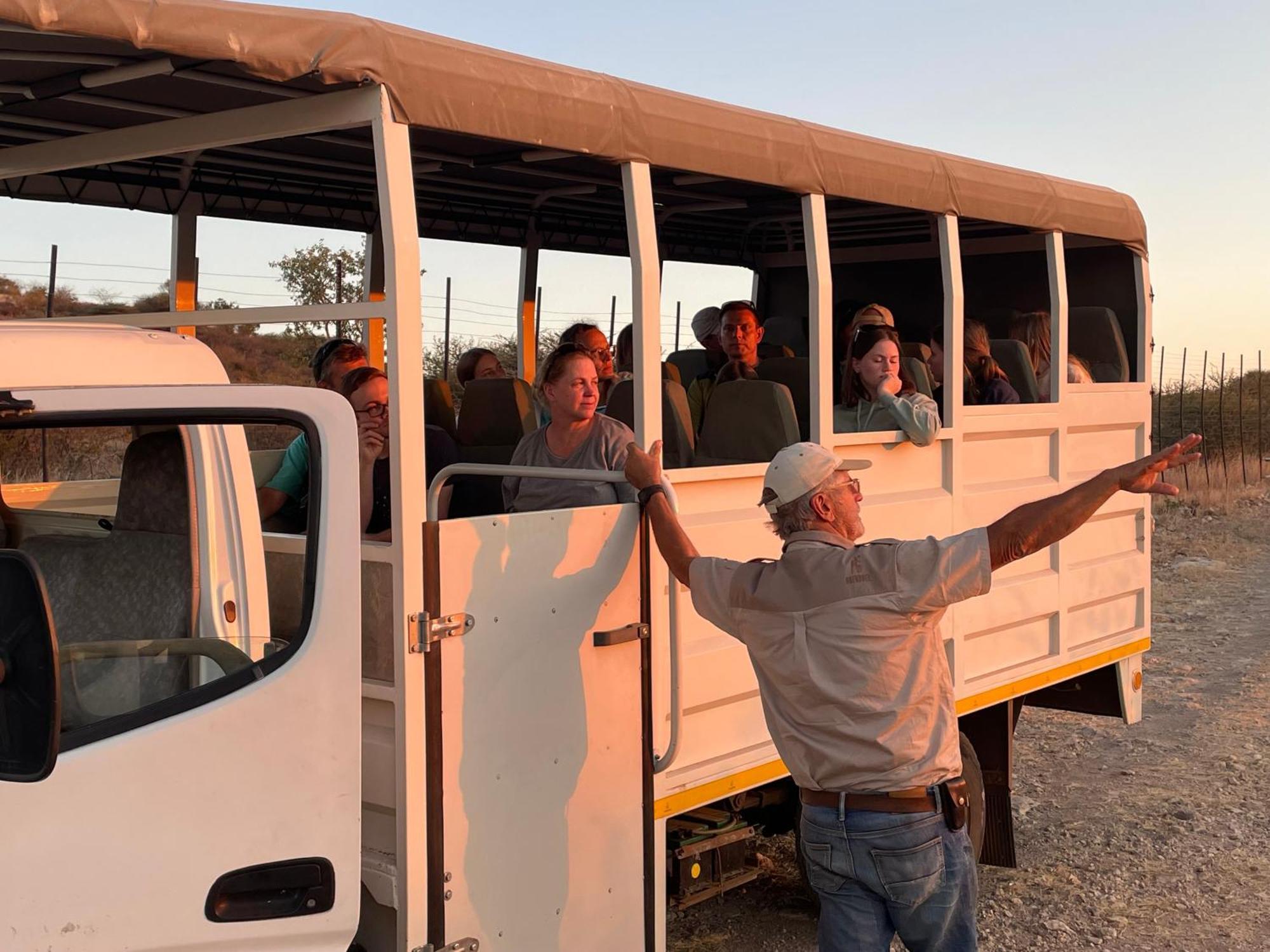 Aloegrove Safari Lodge Otjiwarongo Exteriör bild